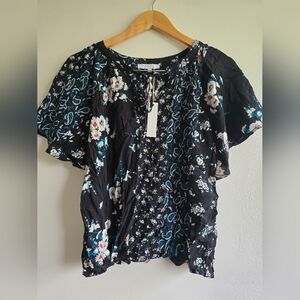 NWT! Olivacious, Black Floral Blouse, Size Small
